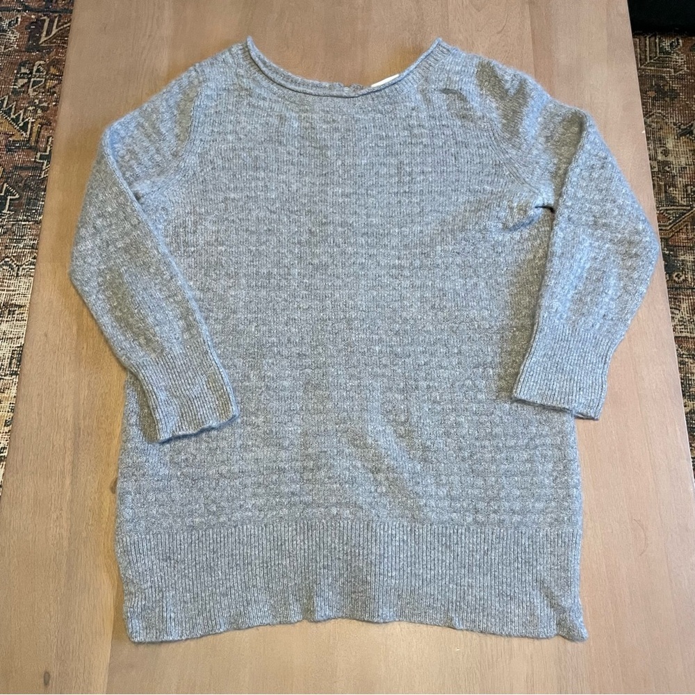 Club Monaco 100% Cashmere Sweater in Soft Gray with Zipper Back